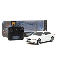 auto na radio 1:24 R/C BMW M3, 4 funkcje; 19x9x6,5cm