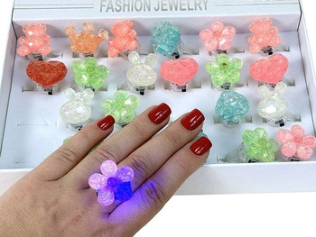 Pierścionek ze światlem, opak.24szt. 20,5x15x3,5cm, BOX