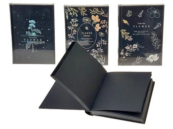 Notes 19x13,5x2cm, z czarnymi kartkami, do pisania ołówkiem akrylowymi flamastrami lub białym rysikiem (3/611399 )