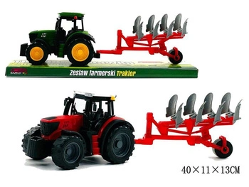 TRAKTOR Z MASZYNY ROLNICZY